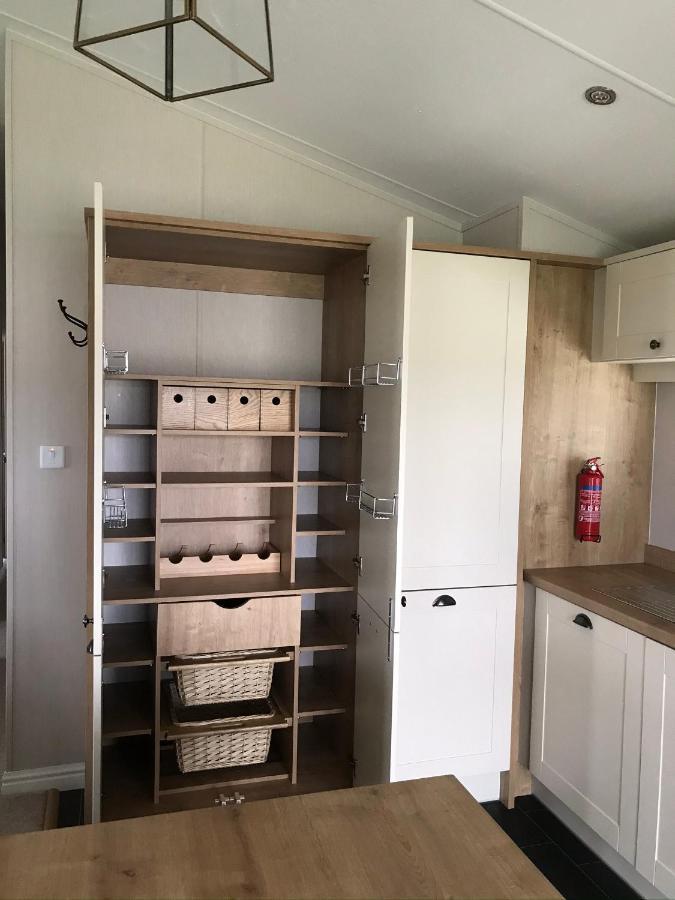 8 Birth Lodge On Cayton Bay Holiday Park Scarborough Ngoại thất bức ảnh