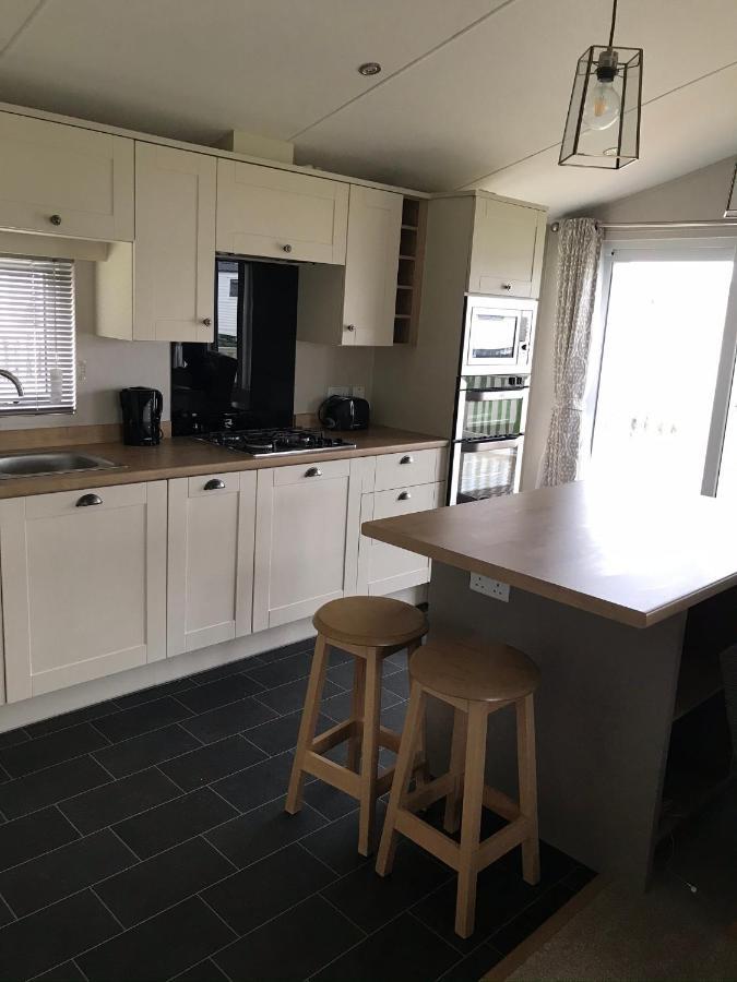 8 Birth Lodge On Cayton Bay Holiday Park Scarborough Ngoại thất bức ảnh